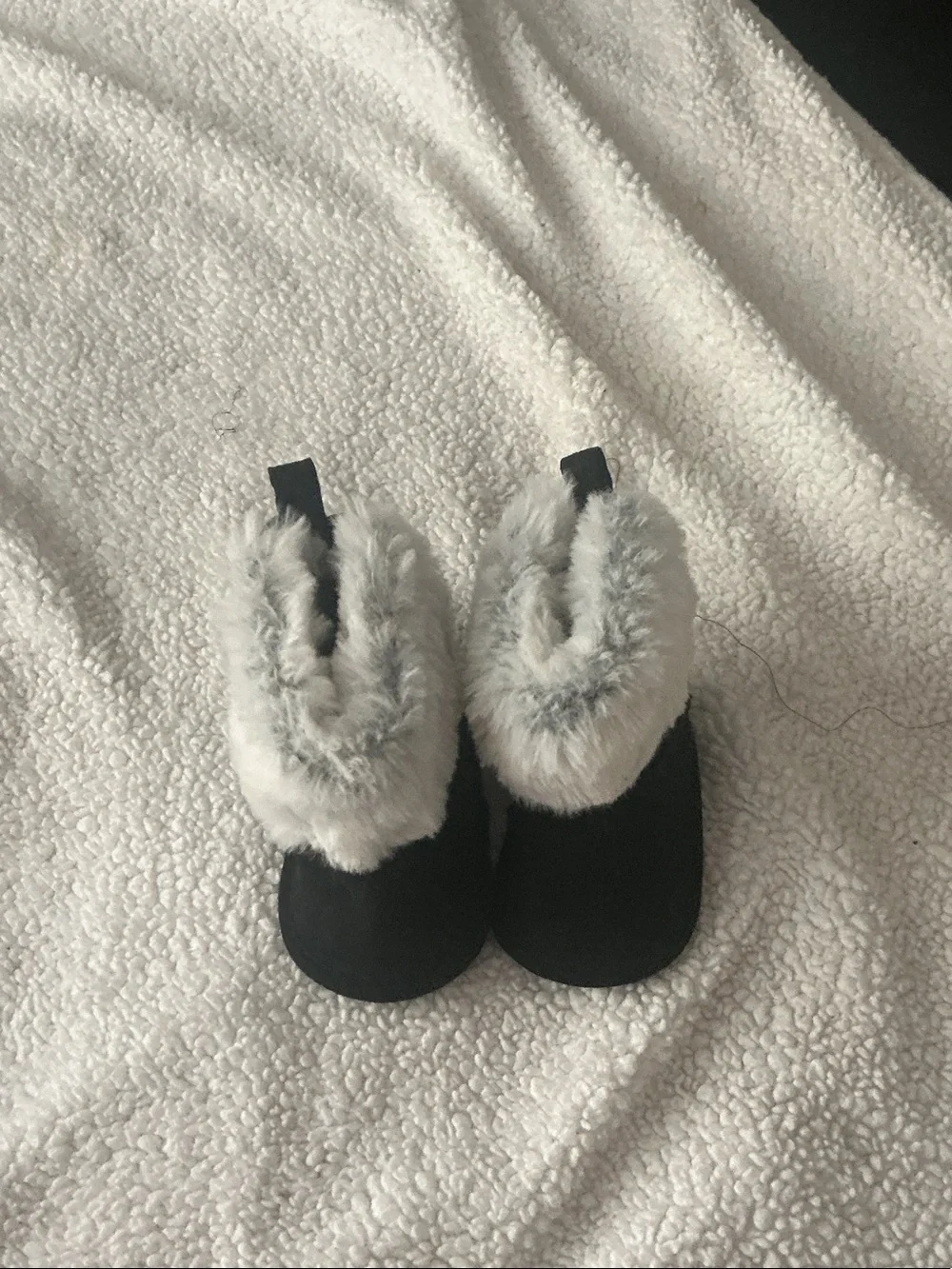 Cozy Faux-Fur Trim Black Kids Booties
